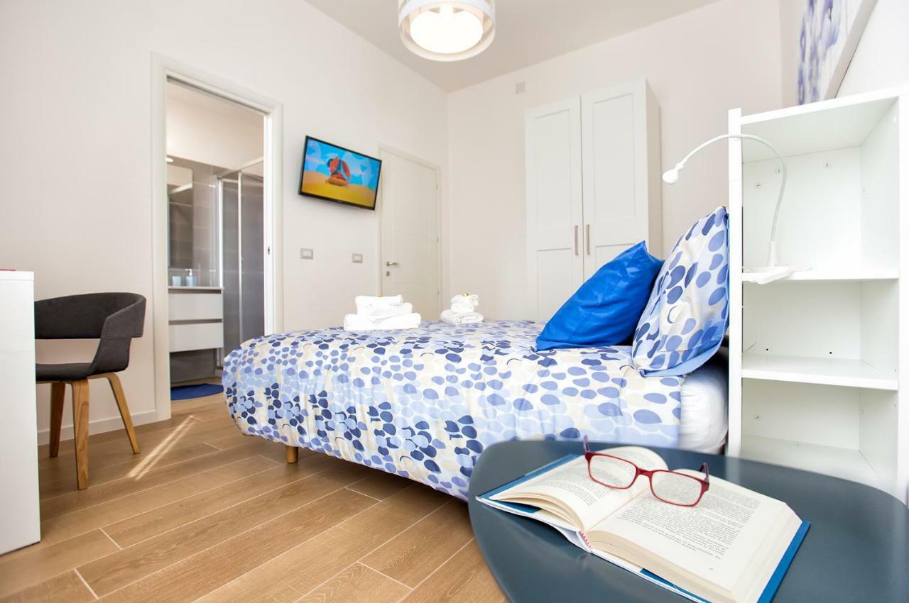 Jolie Julie Accomodation Сассари Экстерьер фото